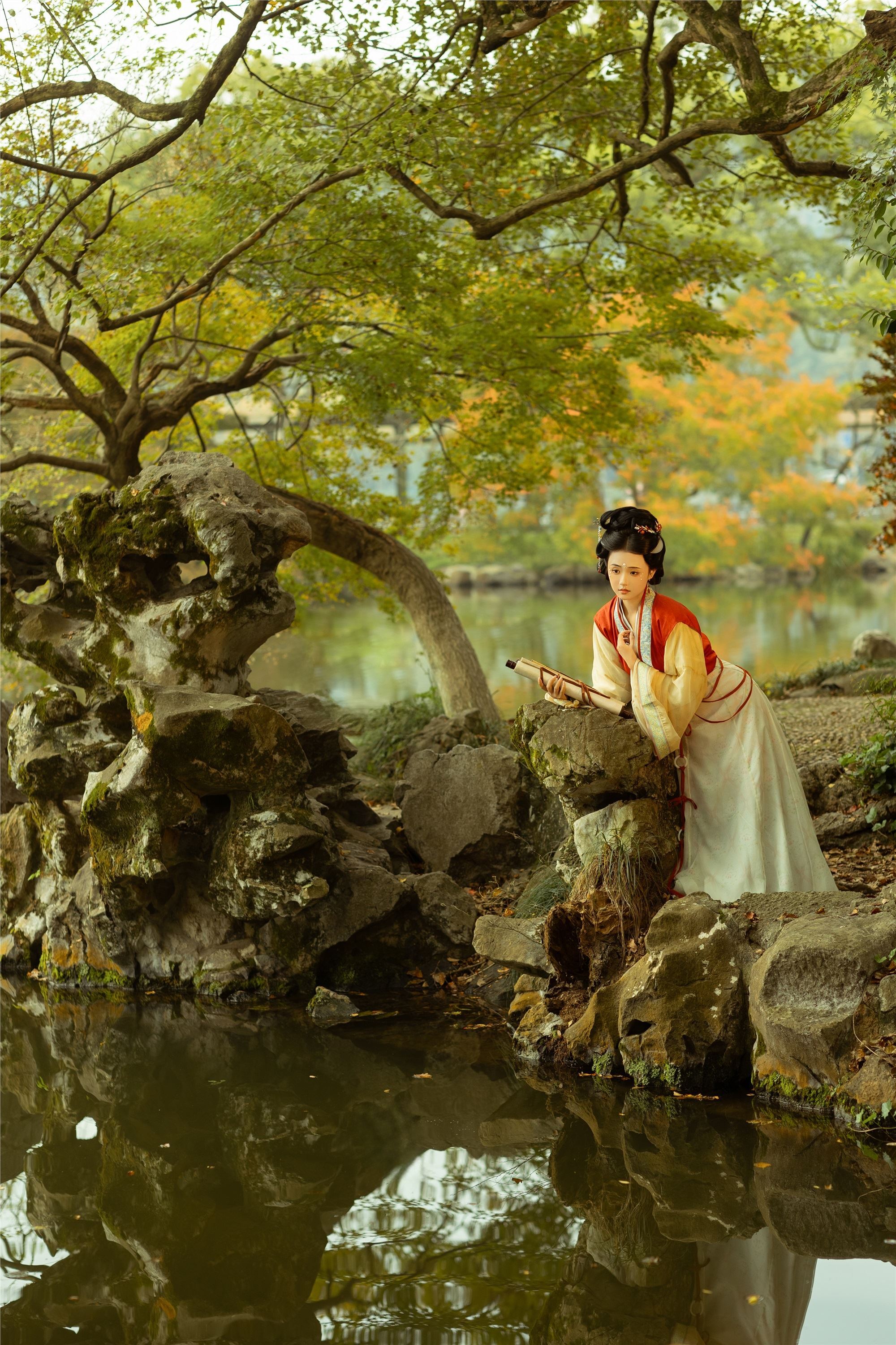 YITUYU艺图语 2025.01.25 晚来秋雨 雪樱